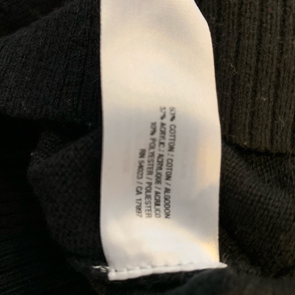 OLD NAVY Maternity Black V-Neck Sweater - Picture 5 of 6